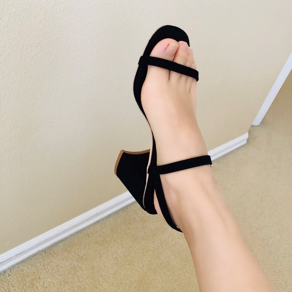 strapy block heel sandal